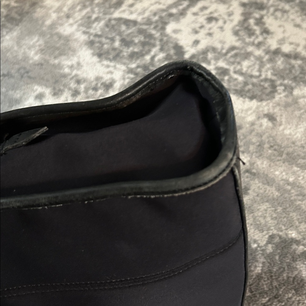 Vintage Coach Neoprene and Leather Shoulder Bag - Picture 9 of 10